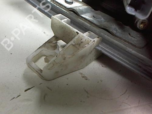 Used Front right window mechanism Front right window mechanism PEUGEOT 206 Hatchback (2A/C) 1.9 D (69 hp) 20426700 20426700
