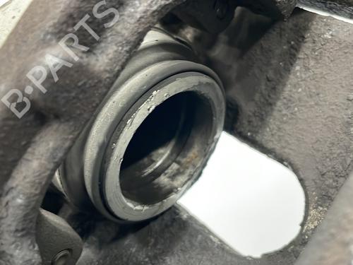 Højre bremsekaliber foran BMW 7 (E65, E66, E67) 730 d | BP25732373M104 