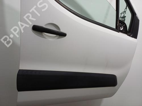 Used Right front door Right front door PEUGEOT PARTNER Box Body/MPV 1.6 HDi 16V (90 hp) 35938543 35938543