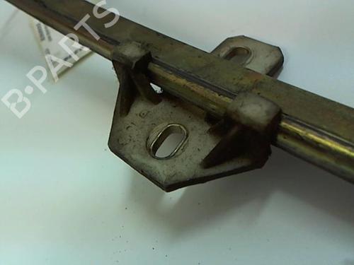 Used Front right window mechanism Front right window mechanism VW POLO II (86C, 80) 1.3 D (45 hp) 20474659 20474659
