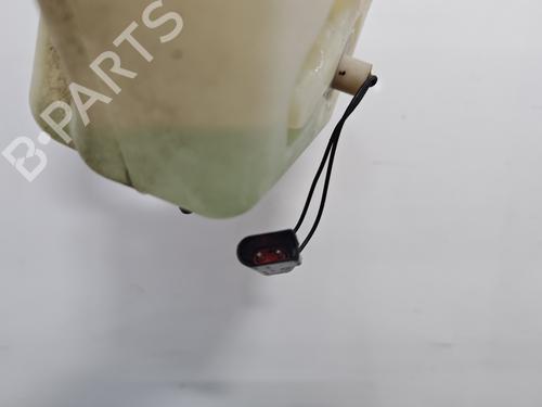 Used Windscreen washer tank Windscreen washer tank FORD FIESTA IV (JA_, JB_) 1.25 i 16V (75 hp) 33960345 33960345