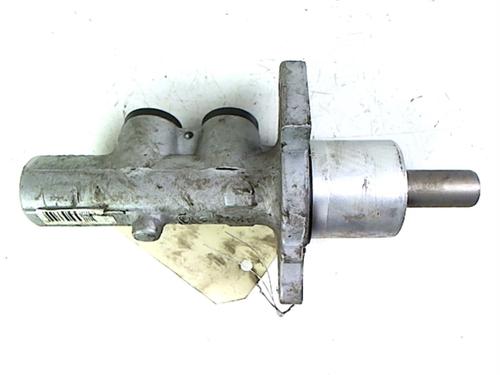 Used Brake master cylinder Brake master cylinder 20403160 20403160