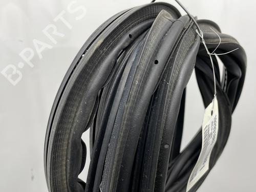 Rubber door seal PEUGEOT 208 II (UB_, UP_, UW_, UJ_) 1.2 PureTech 75 | BP24343061C142 