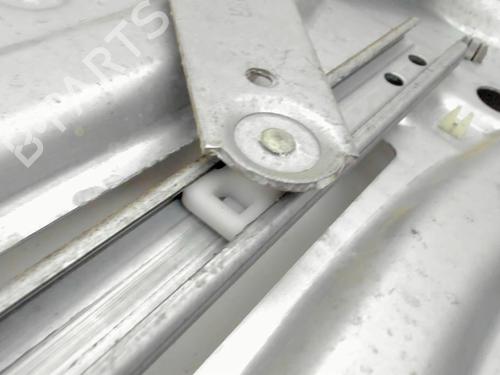 Front right window mechanism KIA SPORTAGE II (JE_, KM_) 2.0 CRDi 4WD | BP20469902C23 