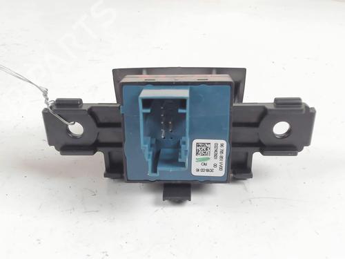 Switch PEUGEOT 308 II (LB_, LP_, LW_, LH_, L3_) 1.5 BlueHDi 130 | BP20450418I30 