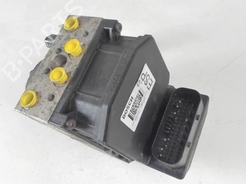 Used ABS pump ALFA ROMEO 166 (936_) 2.4 JTD (936AXA00, 936A3B00) (150 hp) 20428303