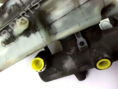 Used Brake master cylinder Brake master cylinder VW TRANSPORTER T5 Bus (7HB, 7HJ, 7EB, 7EJ) 2.5 TDI (130 hp) 20425696 20425696