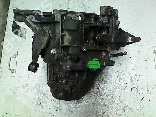 Used Gearbox PEUGEOT 405 II (4B) 1.9 D (68 hp) 21204597