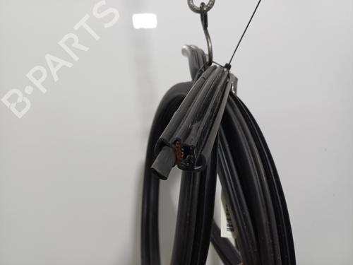 Türkonturgummi für Türkonturgummi BMW 1 (E87) 118 d (143 hp) 36685230 36685230