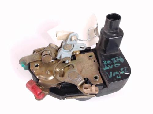 Front right lock CHRYSLER VOYAGER / GRAND VOYAGER III (GS_, NS_) 2.5 TD | BP20403369C97 