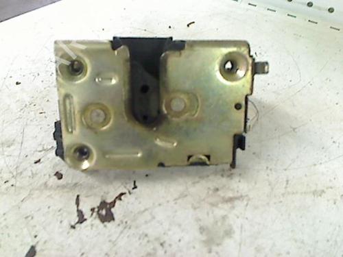 Used Rear right lock RENAULT SUPER 5 (B/C40_) 1.4 (B/C403) (71 hp) 21228998