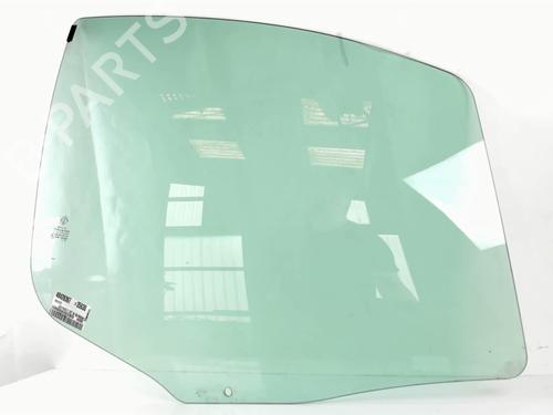 Used Front right door window Front right door window 20425052 20425052