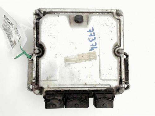 Used Engine control unit (ECU) Engine control unit (ECU) PEUGEOT 206 SW (2E/K) 2.0 HDi (90 hp) 27163794 27163794