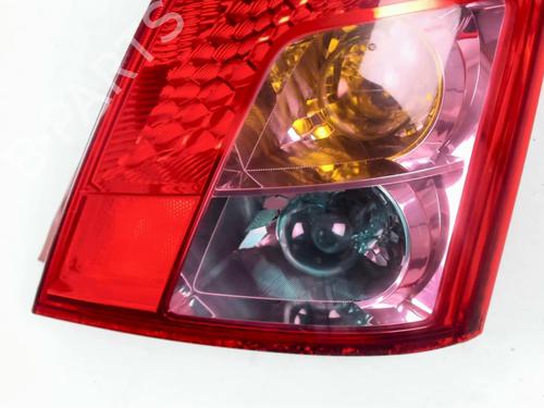 Høyre baklys SUZUKI SWIFT III (MZ, EZ) 1.3 (RS413, ZC11S) | BP27838443C35 