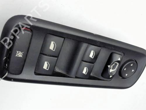 Used Left front window switch Left front window switch CITROËN C8 (EA_, EB_) 2.2 HDi (128 hp) 33131057 33131057