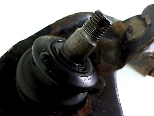 Querlenker links vorne für MITSUBISHI L200 (K7_T, K6_T, K5_T) 2.5 TD 4WD (K74T) (115 hp) 20425059