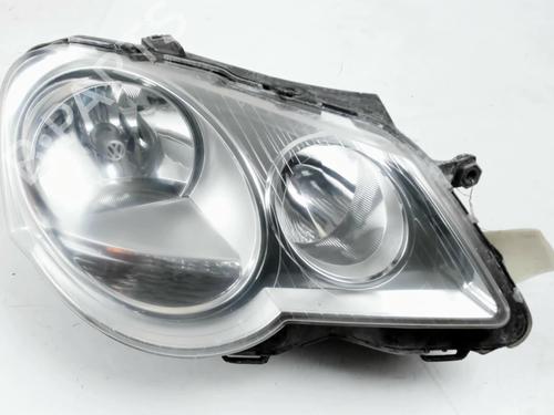 Used Right headlight VW POLO IV (9N_, 9A_) 1.4 16V (75 hp) 31839405
