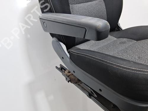 Left front seat FIAT DUCATO Van (250_) 130 Multijet 2,3 D | BP39954665C15 - Image 2