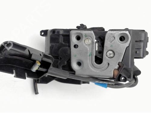 Højre fortil lås RENAULT LAGUNA III Grandtour (KT0/1) 2.0 dCi (KT01, KT08, KT09, KT0K, KT12, KT1D, KT1W) (150 hp) 33131100