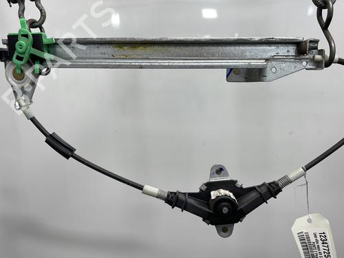 Used Rear left window mechanism Rear left window mechanism FIAT PUNTO (188_) 1.2 16V 80 (188.233, .235, .253, .255, .333, .353, .639,... (80 hp) 33725980 33725980