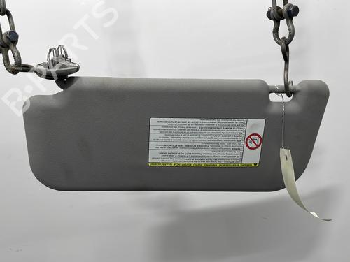 Used Right sun visor Right sun visor TOYOTA YARIS (_P9_) 1.3 VVT-i (SCP90_, SCP90R) (87 hp) 32220195 32220195