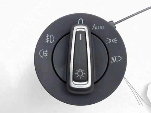 Used Headlight switch VW GOLF VII (5G1, BQ1, BE1, BE2) 1.6 TDI (105 hp) 32428680