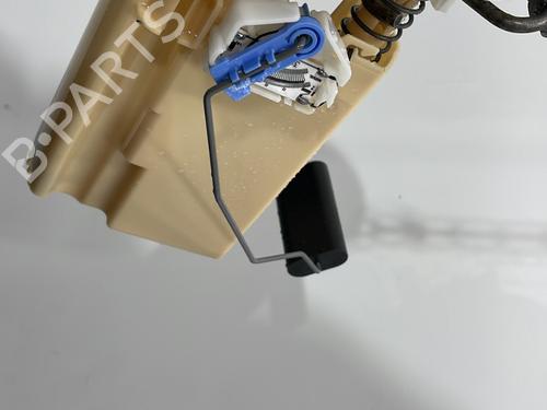 Used Fuel pump Fuel pump PEUGEOT EXPERT Van (VF3A_, VF3U_, VF3X_) 2.0 HDi 120 (120 hp) 30848318 30848318