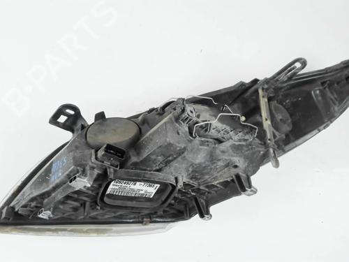 Right headlight RENAULT MEGANE III Grandtour (KZ0/1) 1.5 dCi (KZ09, KZ0D, KZ1G, KZ29, KZ14, KZ1W, KZ10, KZ1F,... | BP28361674C29 