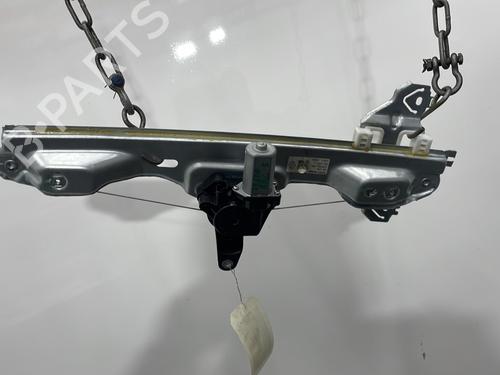 Elevalunas trasero izquierdo RENAULT KADJAR (HA_, HL_) 1.2 TCe 130 (HLMR) (130 hp) 31817652