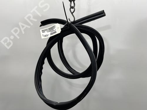 rubber-door-seal-bmw-5-e60-2001-2002-2003-2004-2005-2006-2007-2008-2009-2010-26224104 main image