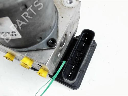 Used ABS pump ABS pump HYUNDAI i10 I (PA) 1.1 CRDi (75 hp) 21565381 21565381