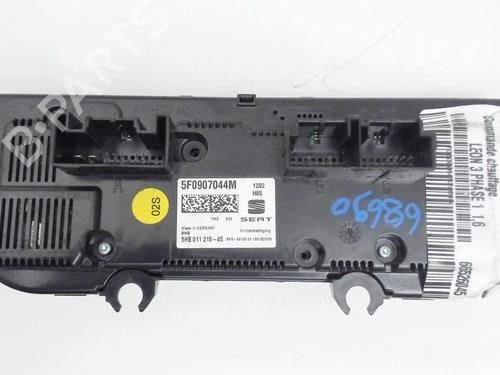 Climate control SEAT LEON (5F1) 1.6 TDI | BP20468997I5 