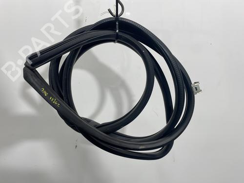 rubber-door-seal-toyota-auris-_e18_-2012-2013-2014-2015-2016-2017-2018-2019-32787109 main image
