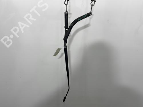Used Front windshield wiper arm RENAULT SCÉNIC II (JM0/1_) 1.9 dCi (JM0G, JM12, JM1G, JM2C) (120 hp) 32138944