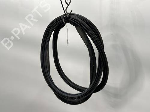 rubber-door-seal-nissan-juke-f16_-2019-24057414 main image