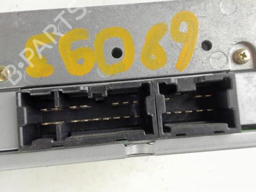 Used Radio Radio 20420982 20420982
