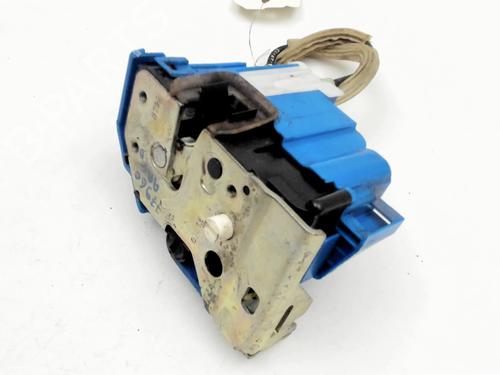 rear-left-lock-fiat-500l-351_-352_-2012-30689118 main image