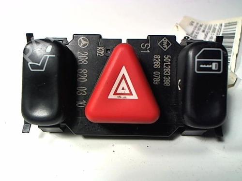 Used Warning switch MERCEDES-BENZ C-CLASS (W202) C 220 CDI (202.133) (125 hp) 20408334