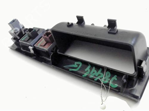 Used Left front window switch Left front window switch VW POLO IV (9N_, 9A_) 1.4 TDI (70 hp) 30649477 30649477