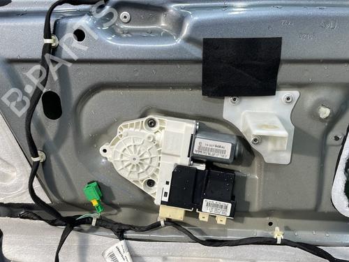 Used Right front door Right front door CITROËN C8 (EA_, EB_) 2.2 HDi (128 hp) 32482408 32482408