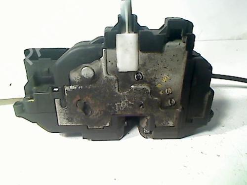 Used Rear right lock RENAULT CLIO III (BR0/1, CR0/1) 1.5 dCi (BR17, CR17) (86 hp) 20471970