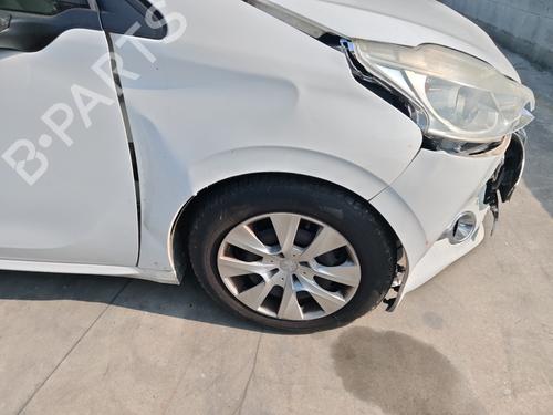 Used Parts PEUGEOT 208 I (CA_, CC_) 1.4 HDi 4994714