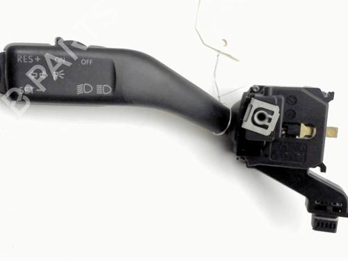 Used Switch VW CADDY III Box Body/MPV (2KA, 2KH, 2CA, 2CH) 2.0 SDI (70 hp) 30308266