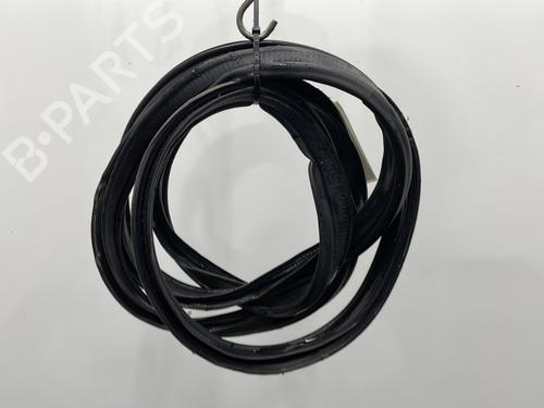 Used Rubber door seal CHEVROLET SPARK (M300) 1.0 (68 hp) 21184837