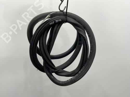 Used Rubber door seal PEUGEOT 308 SW II (LC_, LJ_, LR_, LX_, L4_) 1.6 BlueHDi 120 (120 hp) 21222166