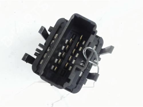 Used Left front window switch Left front window switch RENAULT CLIO II (BB_, CB_) 1.5 dCi (B/CB07) (65 hp) 24596480 24596480