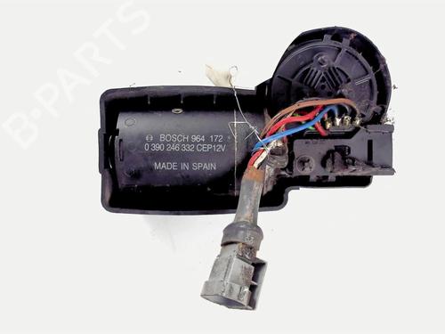 Used Front wiper motor RENAULT CLIO I (B/C57_, 5/357_) 1.2 (B/C/S572) (60 hp) 20406326