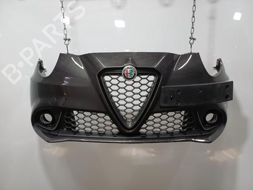 Used Front bumper Front bumper 37090637 37090637