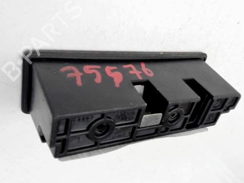 tailgate-handle-audi-q7-4lb-2006-2007-2008-2009-2010-2011-2012-2013-2014-2015-2016-33314787 main image