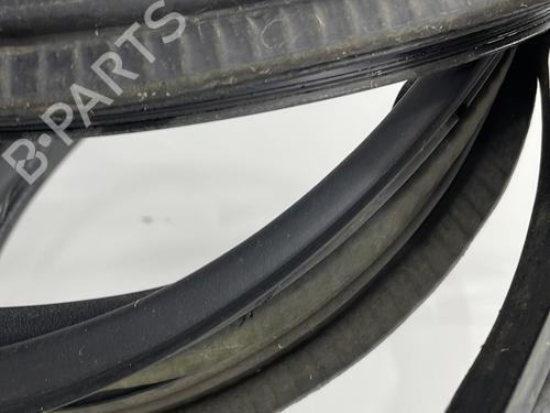 Used Rubber door seal Rubber door seal DACIA LOGAN MCV (KS_) 1.5 dCi (KS0K) (68 hp) 24963802 24963802